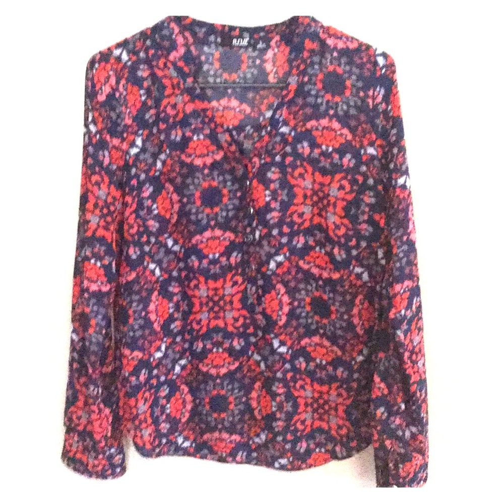 Lightweight blouse